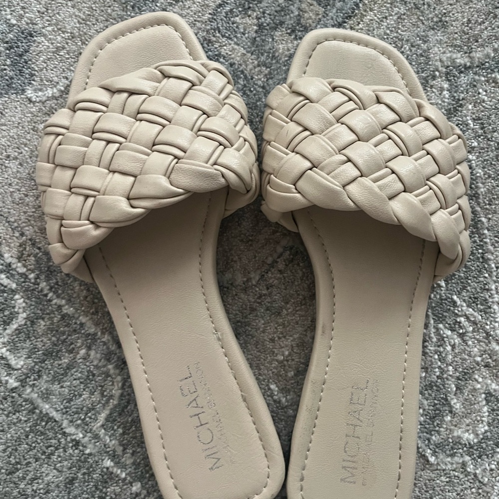- Bone color braided sandal